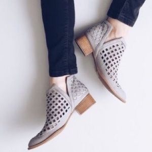 Jeffrey Campbell Gray Taggart Western Cutout  Booties Size 7.5